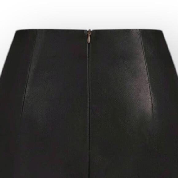 Commense LeatherPleated Mini Skirt Black Linen Gold Button S - Parisian Chic - Picture 6 of 8